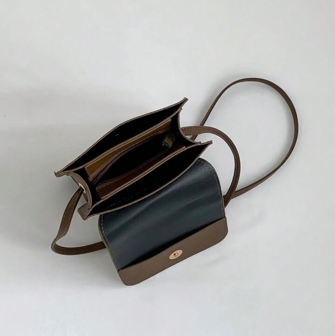 Saint Victoria Paris Bag